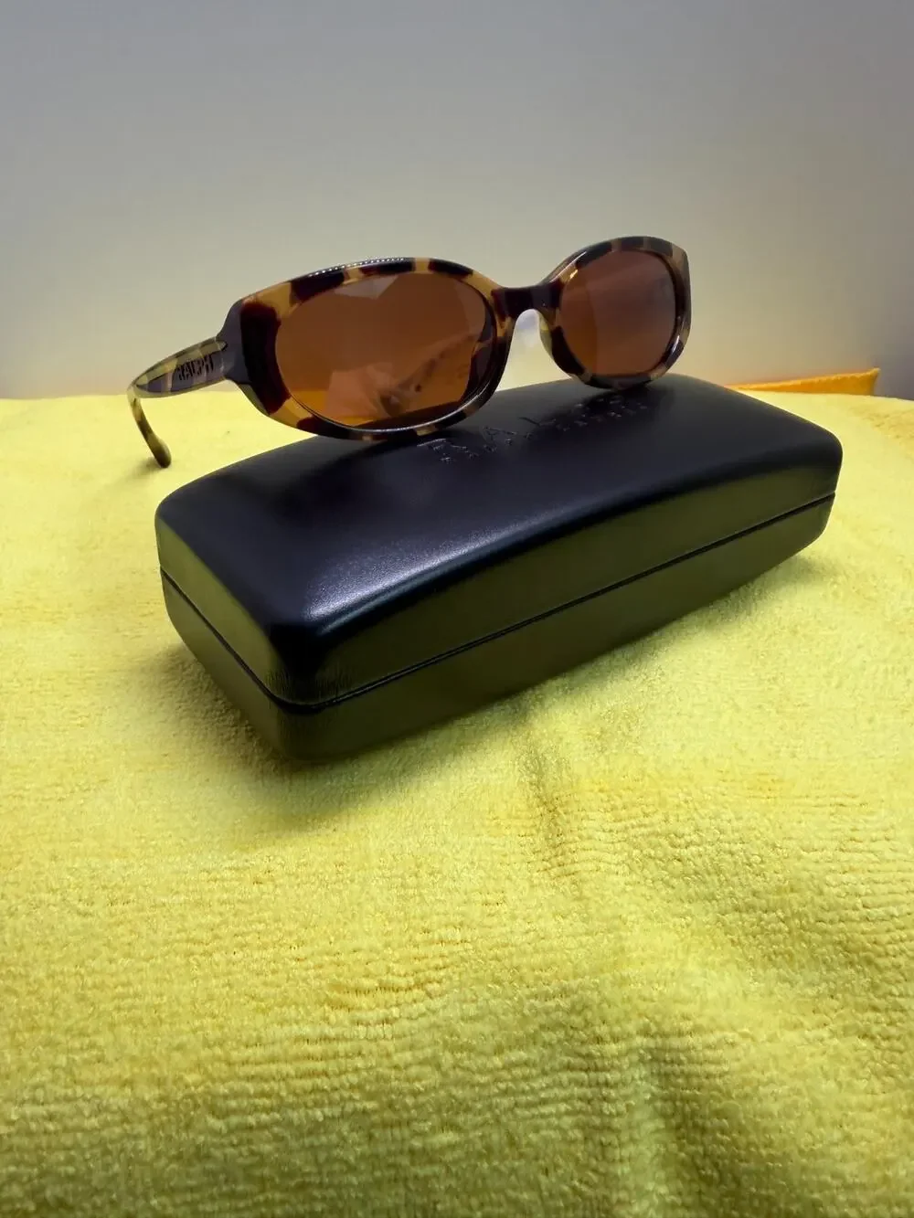 New In Box Women’s Ralph Lauren Sunglasses RA 5306U Yellow Havana NIB